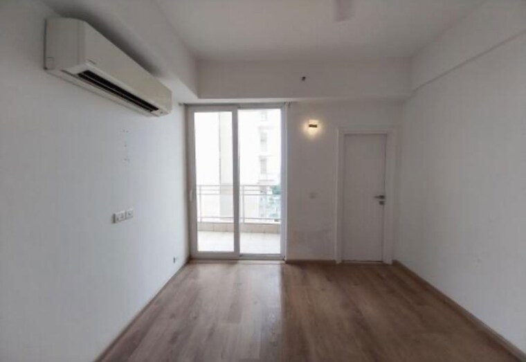 Room, dlf-the-primus 4 Bedroom 2576 Sq.Ft. Apartment In Sector 82a Gurgaon 10676486