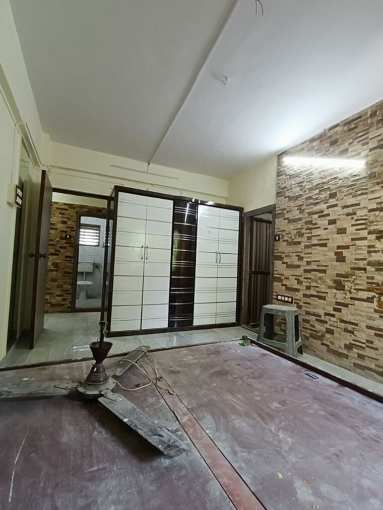 Room, shree-amit-nagar-chs 2.5 Bedroom 1000 Sq.Ft. Apartment In Andheri West Mumbai 10676437