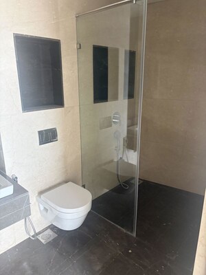 Bathroom in 4 BHK Apartment at Lokhandwala Minerva Mahalaxmi, Mahalaxmi – for Rent