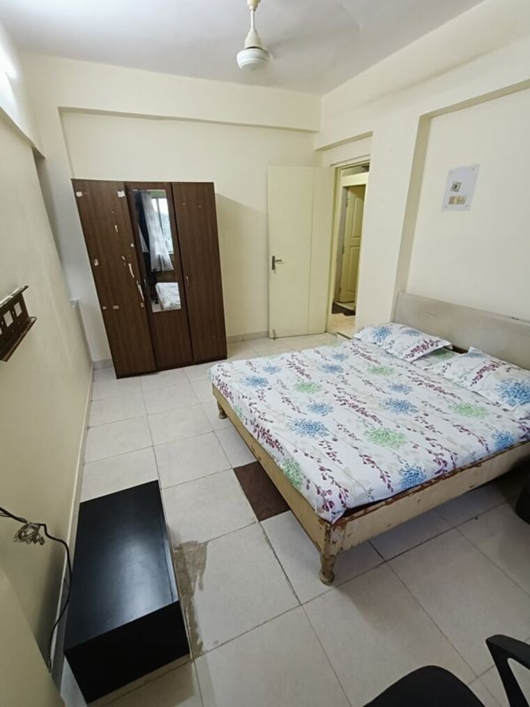 Team Area, aaram-nagar-chs 2 Bedroom 780 Sq.Ft. Apartment In Versova Mumbai 10676500