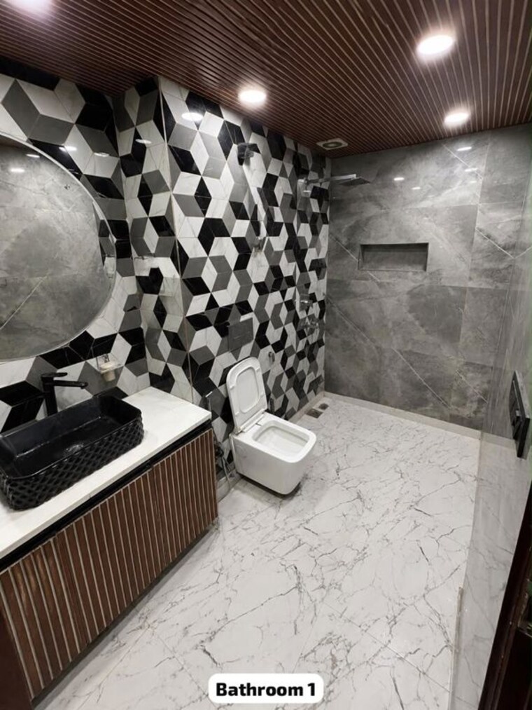 Attached Bathroom, vikas puri 3 Bedroom 125 Sq.Yd. Builder Floor In Vikas Puri Delhi 10676507