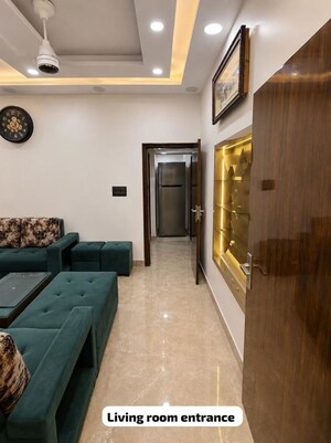 Building Lobby in 3 BHK Builder Floor at Vikas Puri – for Sale