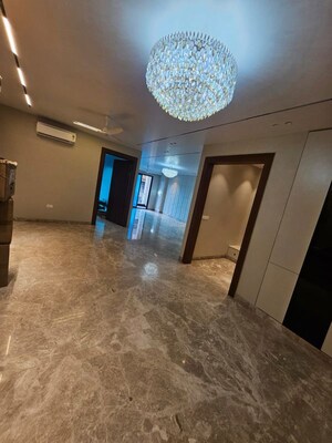 Building Lobby in 4 BHK Builder Floor at Bharat Residency Gurgaon, Sector 15 – for Sale