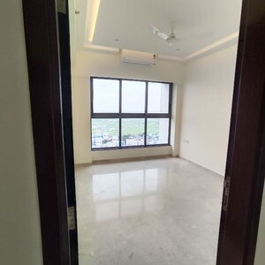 Room in 2 BHK Apartment at Sheth 72 West, Andheri West – for Rent