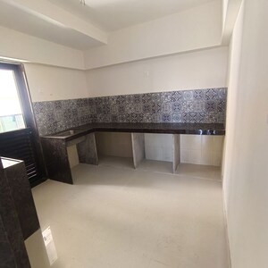 Furnished Amenities in 2 BHK Apartment at Sheth 72 West, Andheri West – for Rent