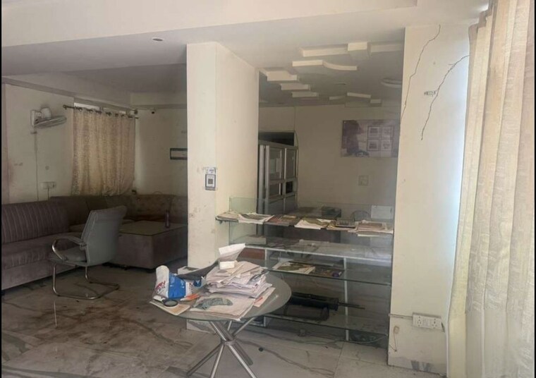 Bathroom, vibhuti khand Commercial Office Space 3500 Sq.Ft. In Vibhuti Khand Lucknow 10676540