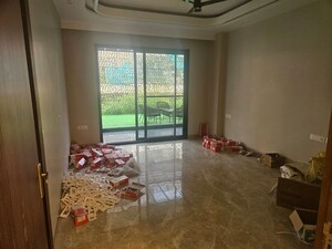 Room in 4 BHK Builder Floor at Vinayak Plaza, Sector 15 – for Sale