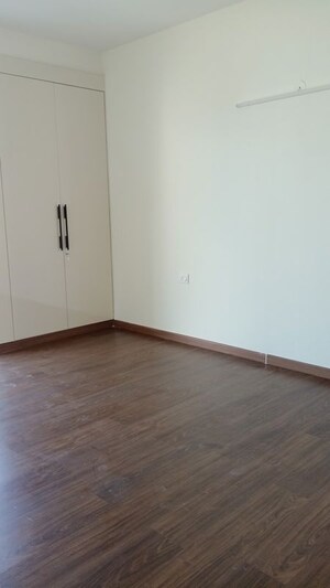 Room in 3 BHK Apartment at ATS Homekraft Pious Hideaways, Sector 150 – for Rent