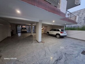 Parking in 3 BHK Builder Floor at Empire Floors, Sector 57 – for Sale