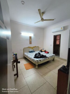 Bedroom in 2 BHK Builder Floor at Sant Nagar – for Rent