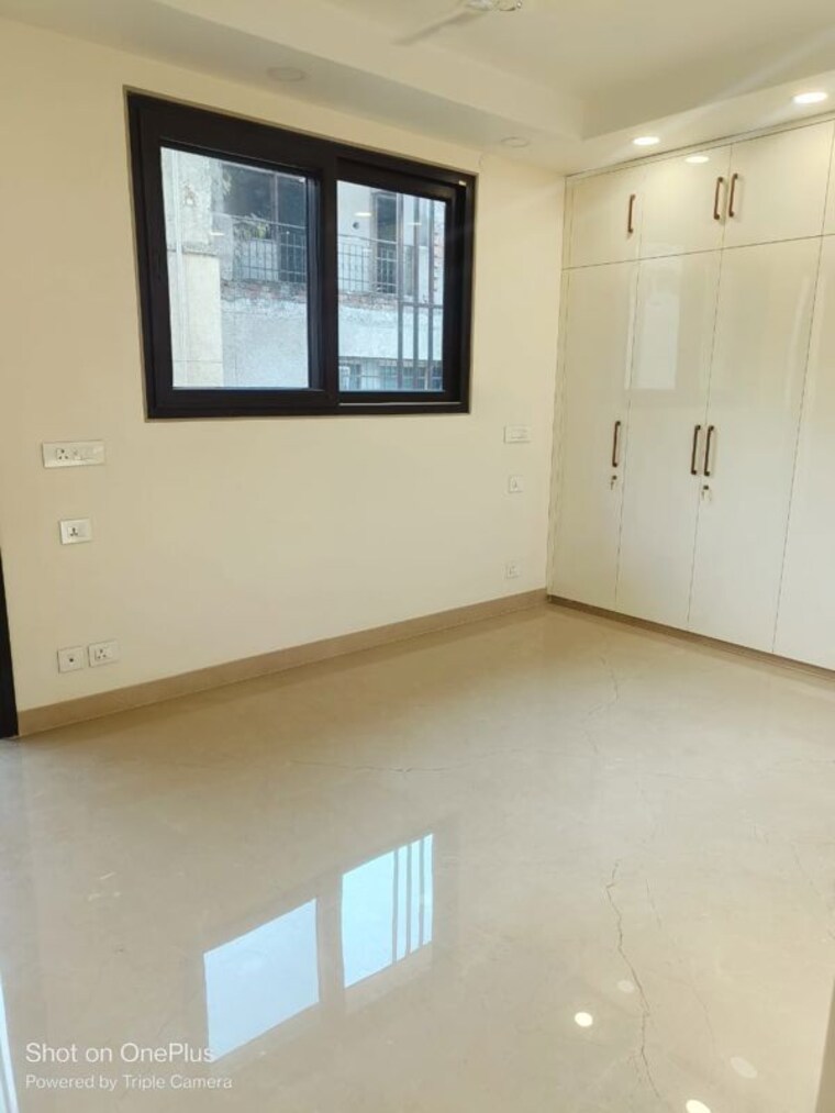 Room, greater kailash i 3 Bedroom 208 Sq.Yd. Builder Floor In Greater Kailash I Delhi 10676612