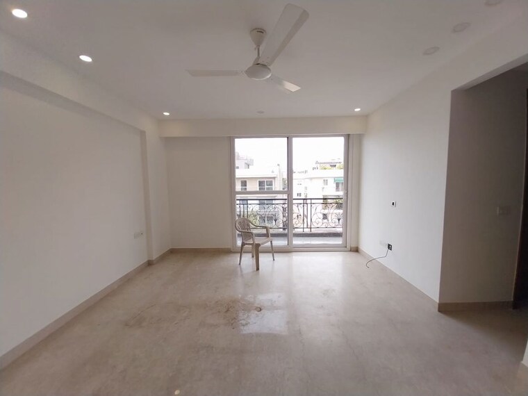 Room, safdarjung enclave 4 Bedroom 500 Sq.Yd. Builder Floor In Safdarjung Enclave Delhi 10676615