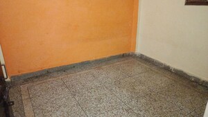 Room in 1 BHK Builder Floor at Vaishali Sector 3 – for Rent