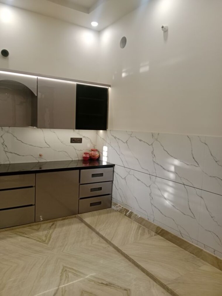 Kitchen, sector 18 6+ Bedroom 4100 Sq.Ft. Independent House In Sector 18 Panipat 10676687