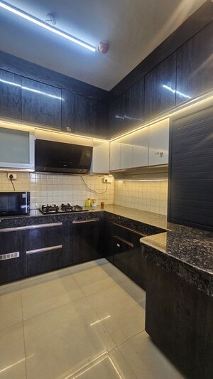 Kitchen in 3.5 BHK Apartment at Parth Blue Monarch, Gomti Nagar – for Rent