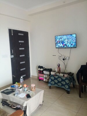 Team Area in 5 BHK Villa at Amrapali Dream Valley – for Rent