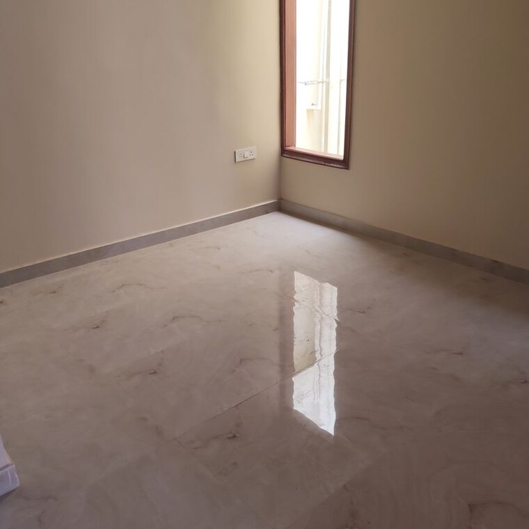 Room, sector 4 2 Bedroom 1650 Sq.Ft. Builder Floor In Sector 4 Gurgaon 10631581