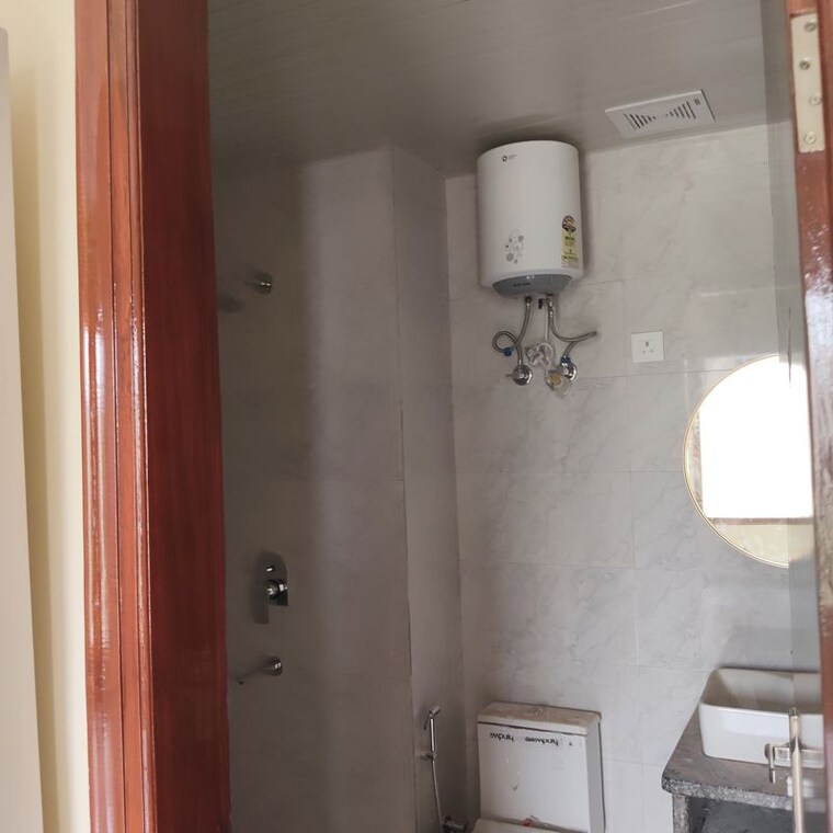 Bathroom, sector 4 2 Bedroom 1650 Sq.Ft. Builder Floor In Sector 4 Gurgaon 10631581