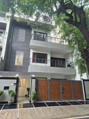 5 BHK Villa For Rent in Safdarjung Development Area