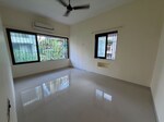 2 BHK +  900 Sq.Ft. Apartment in Lake View Bandra