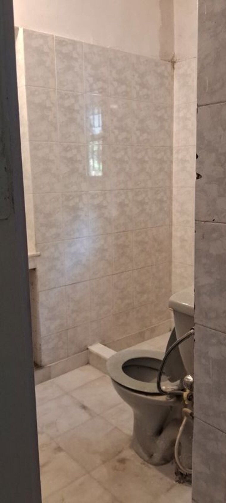 Attached Bathroom, sarita vihar 3.5 Bedroom 3000 Sq.Ft. Apartment In Sarita Vihar Delhi 10676742