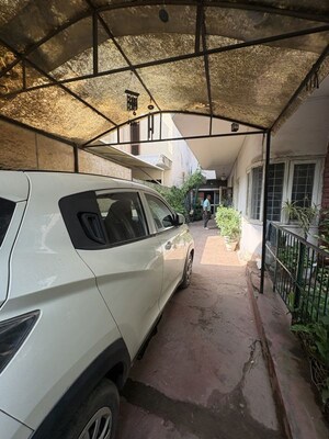 6 BHK Villa – Entrance View at Palam Vihar - for Sale