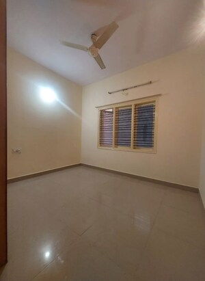 Room in 3 BHK Builder Floor at Btm Layout Stage 2 – for Rent
