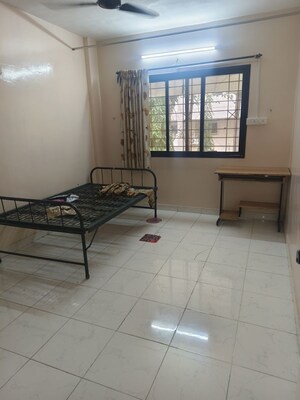 Room in 3 BHK Apartment at Nirmiti Horizon, Aundh – for Rent