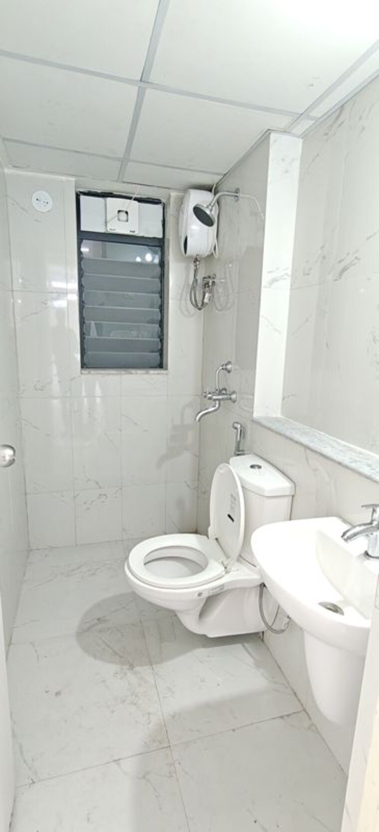 Bathroom, runwal-gardens 2 Bedroom 674 Sq.Ft. Apartment In Dombivli East Thane 10676787