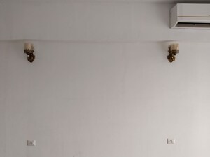 Room in 3.5 BHK Builder Floor at Smart World Gems, Sector 89 – for Rent