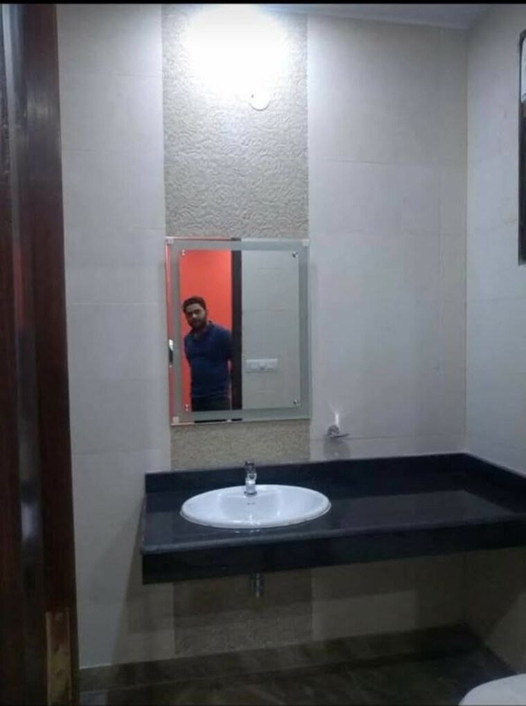 Bathroom, ansal-sushant-lok-i 6+ Bedroom 6000 Sq.Ft. Independent House In Sector 43 Gurgaon 10676810