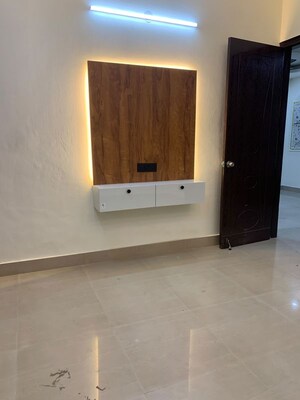 Room in 3 BHK Builder Floor at Green Fields Colony – for Sale