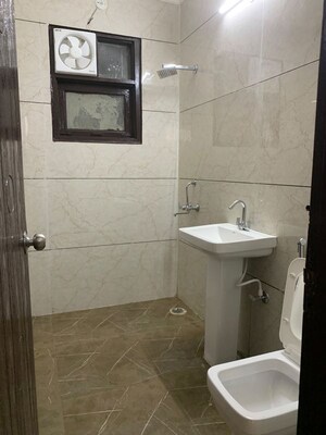 Bathroom in 3 BHK Builder Floor at Green Fields Colony – for Sale