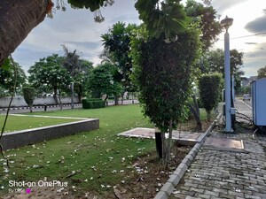  Plot – Garden View at Sushant Lok I - for Sale