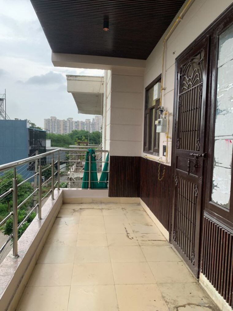 Balcony, green fields colony 3 Bedroom 1250 Sq.Ft. Builder Floor In Green Fields Colony Faridabad 10676824