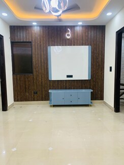 3 BHK +Builder Floor For Sale in Green Fields Colony