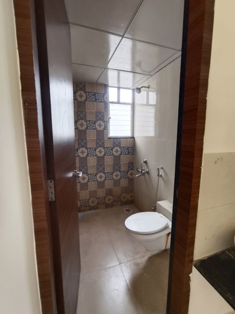 Bathroom, saheel-itrend-life 2 Bedroom 761 Sq.Ft. Apartment In Wakad Pune 10676828