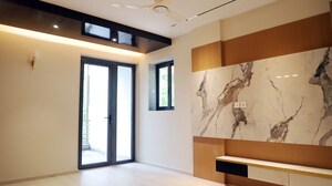 Room in 3.5 BHK Builder Floor at Sector 56 – for Rent