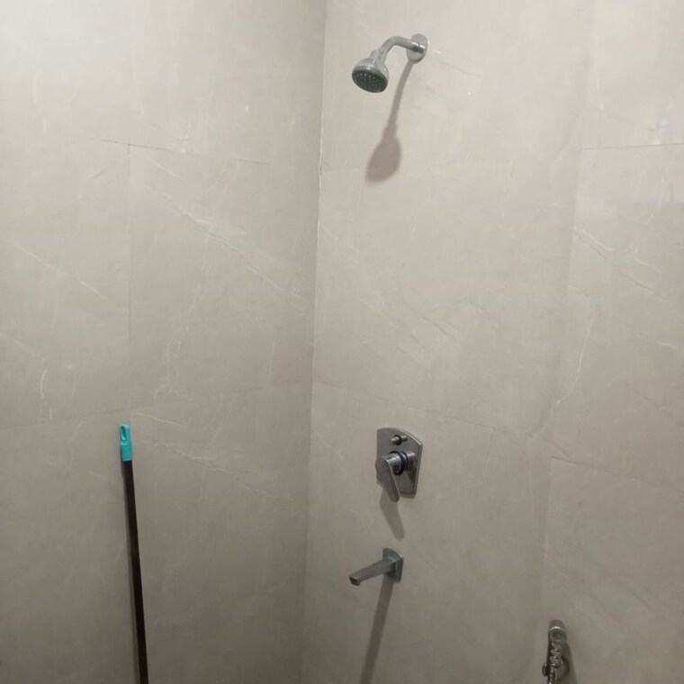 Bathroom, aura-homes 2 Bedroom 1275 Sq.Ft. Apartment In Patiala Road Zirakpur 10655849