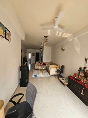 Team Area in 3 BHK Apartment at Smart World Orchard, Sector 61 – for Sale