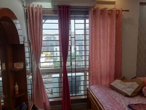 Room in 3 BHK Apartment at Reekjoyoni – for Rent