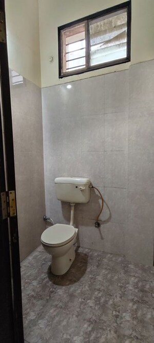 Bathroom in 4 BHK Villa at Shankar Nagar – for Rent