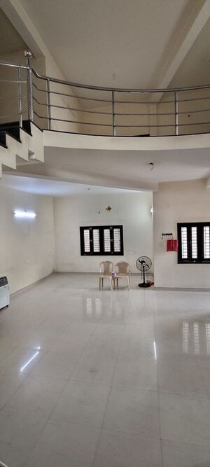 Living Room in 4 BHK Villa at Shankar Nagar – for Rent