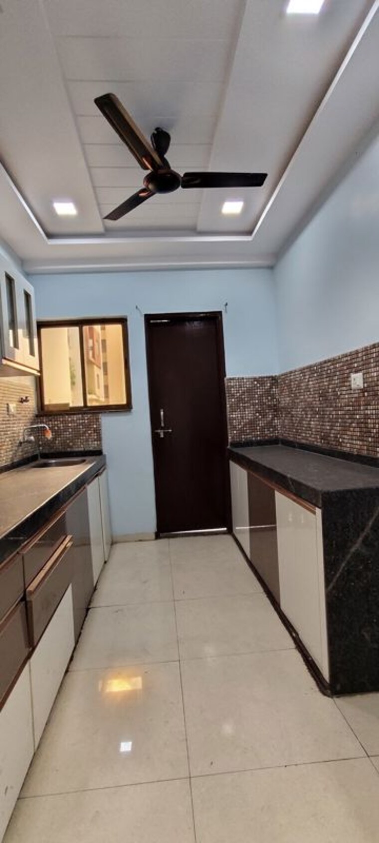 Kitchen, saddu 3 Bedroom 1500 Sq.Ft. Apartment In Saddu Raipur 10675347