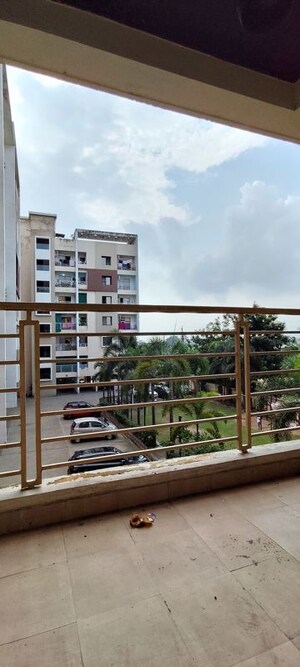 Balcony in 3 BHK Apartment at Saddu – for Rent