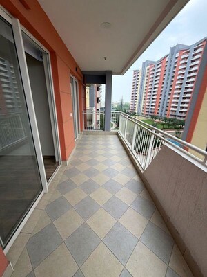 Balcony in 3 BHK Builder Floor at Sector 21 – for Rent