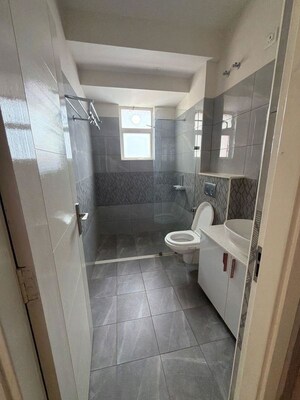 Bathroom in 3 BHK Builder Floor at Sector 21 – for Rent