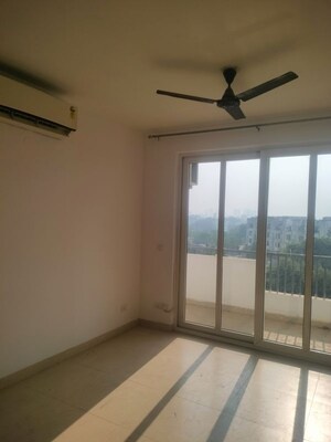 Room in 3 BHK Apartment at Emaar Imperial Gardens, Sector 102 – for Sale