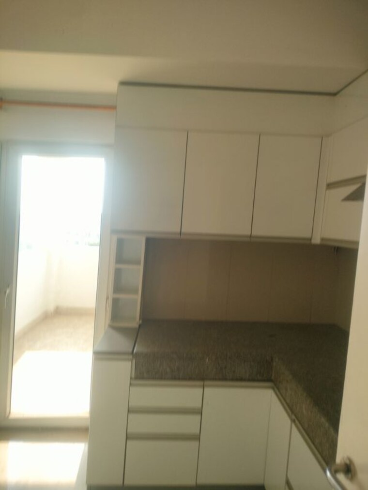 Kitchen, emaar-imperial-gardens 3 Bedroom 2025 Sq.Ft. Apartment In Sector 102 Gurgaon 10676901