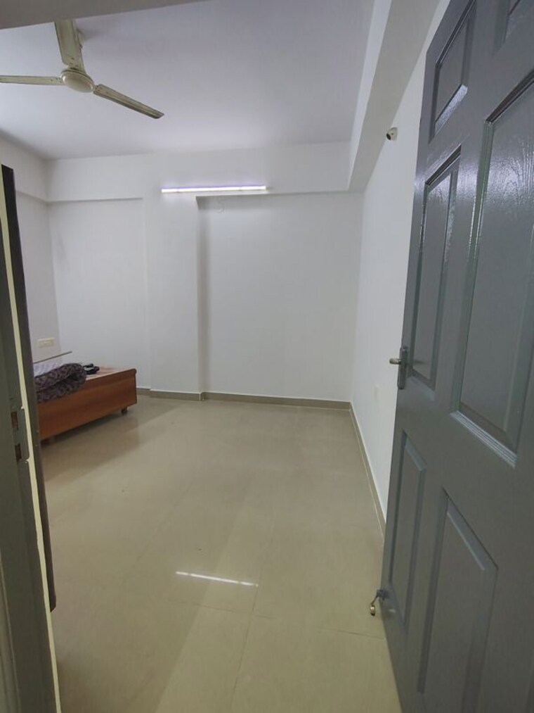 Room, nsr-brindavan-annex 2 Bedroom 1100 Sq.Ft. Apartment In Hsr Layout Bangalore 10676909
